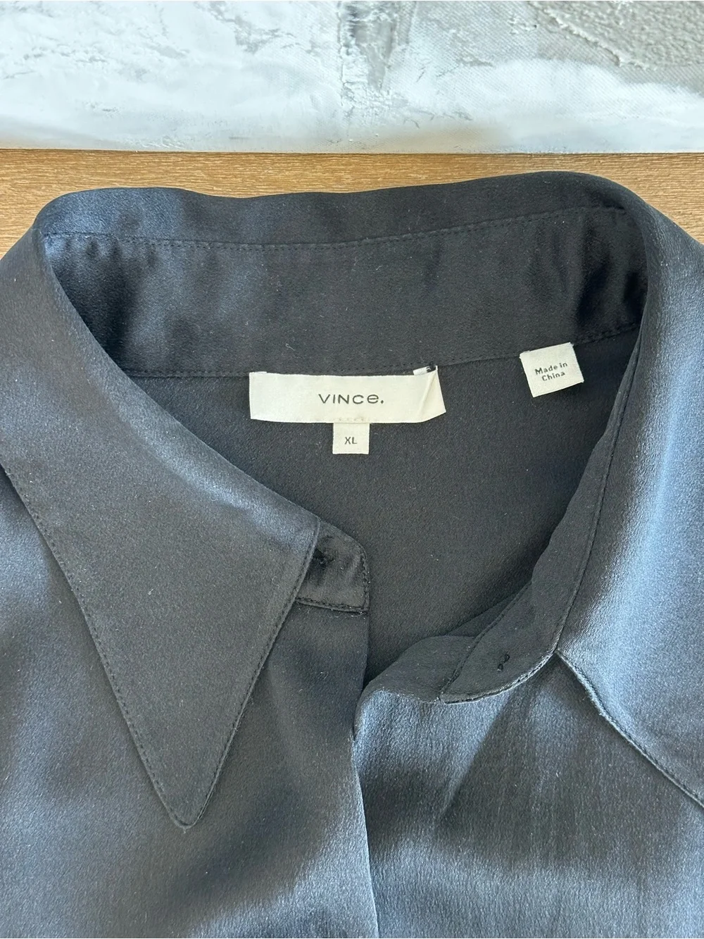 Vince Black Long-Sleeve Button-Down Silk Shirt - Picture 5 of 5
